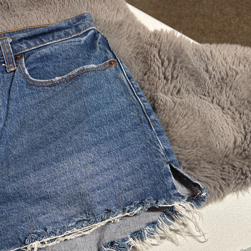 Abercrombie & Fitch Blue Frayed Jean Shorts - Picture 5 of 6